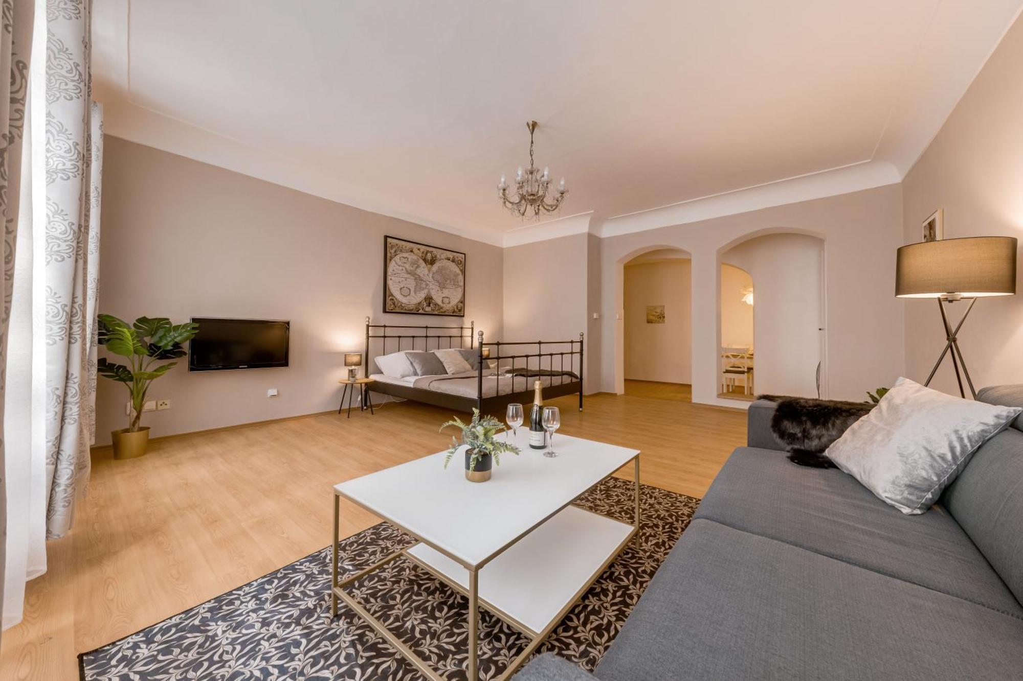 King's Road Aparthotel Prague